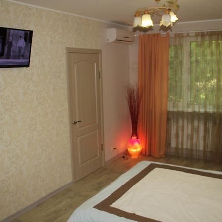 Современная 1-Комнатная Квартира Kharkov Ngoại thất bức ảnh
